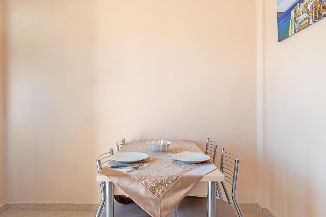 Akrogiali Studios Poros  Exterior photo